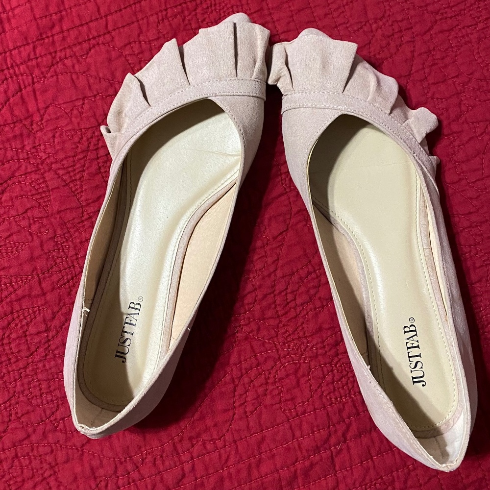 Just Fab Blush Ruffle Flats - Size 10